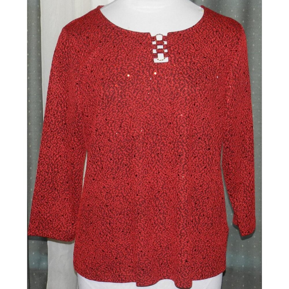 Sag Harbor size Large stretch blend sparkling festive top embellished